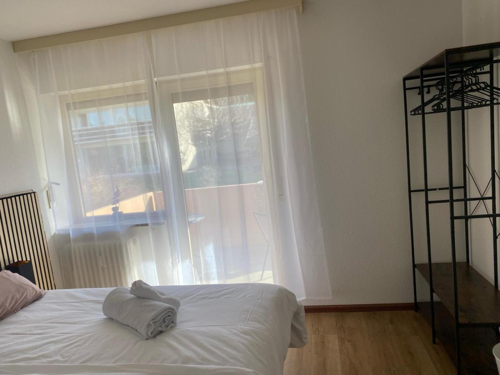Au Rhin Mit Balkon In