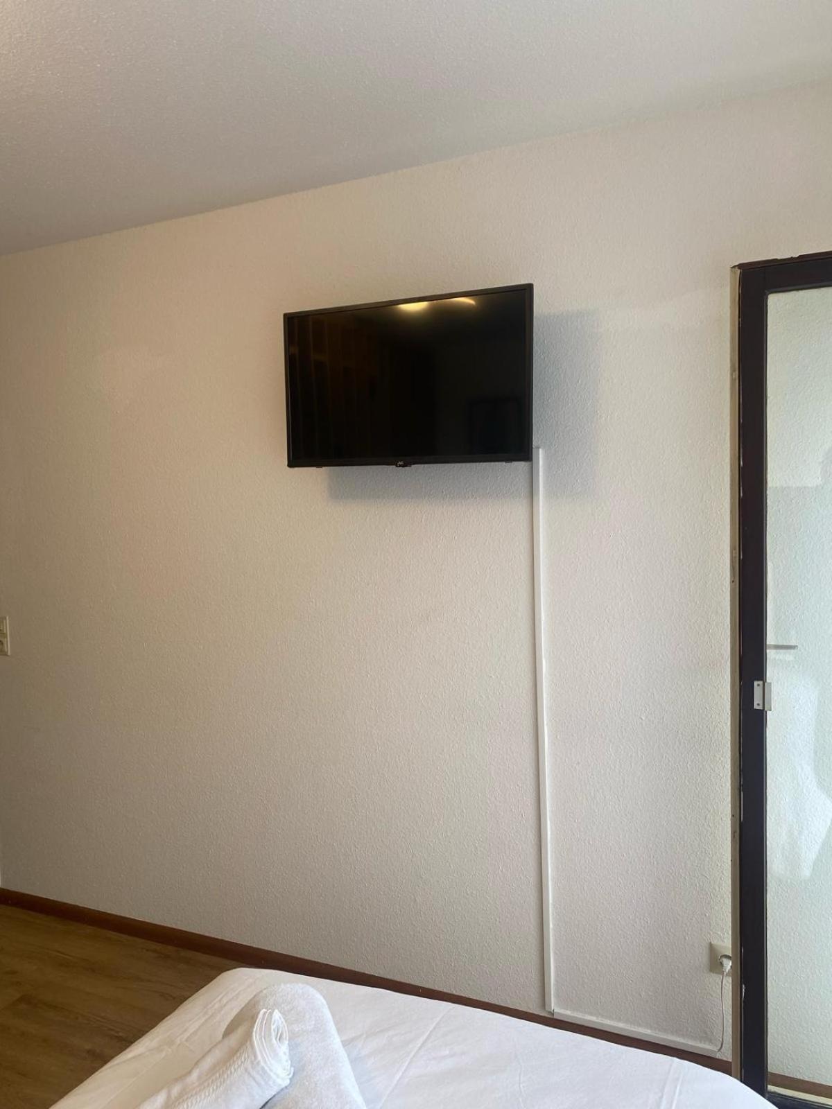 Au Rhin Mit Balkon In Apartment *
